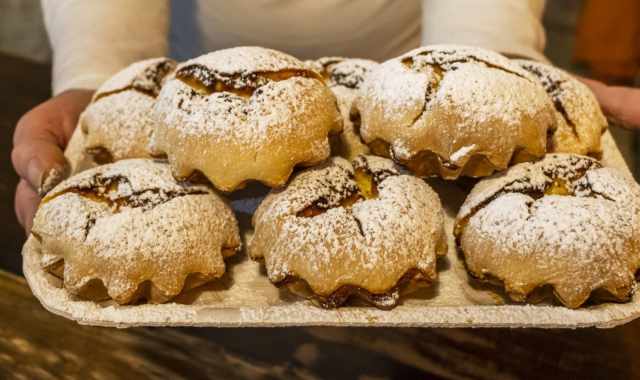 Alla scoperta del simbolo culinario di Bitonto: il secolare e dolce "bocconotto"